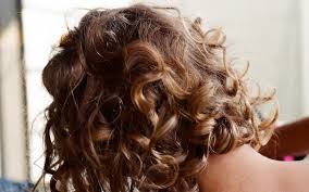 Boccoli matilde di lara pizzera su pinterest. Boccoli Con Piastra Il Segreto Per Farli Durare 3 Giorni Vogue Italia