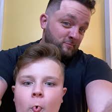 Ron Kleber's Instagram, Twitter & Facebook