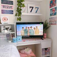 Pin By Neyderiz On A Bts Army In 2021 Army Room Decor Cute Room Decor Room Makeover Inspiration