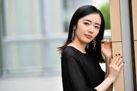 人〈562〉－黒木香(161cm,A型,1965年1月21日(56歳))－ | 名探偵蒙裡胡伍浪之名推理教室