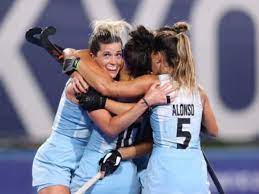Las leonas, clasificadas a cuartos de final, vencieron 2 a 1 a japón y sumaron su tercera victoria consecutiva en los juegos olímpicos 2021 el seleccionado argentino femenino de hockey sobre. Shohvi44vmik M