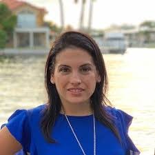 Leslie Goodman's Instagram, Twitter & Facebook