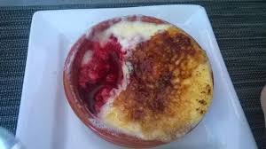 Gratin Aux Fruits Sorte De Sabayon Aux Framboises Un Delice Picture Of Les Embruns Saintes Maries De La Mer Tripadvisor