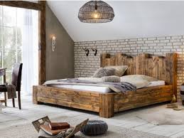 Das Bett Kingsburgh Ist Etwas Fur Liebhaber Des Naturlichen Und Rustikalen Geschmacks Holzbetten Holzbett Schlafzimmermobel