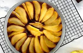 Gateau Chocolat Poire Inverse Recette En 2020 Gateau Poire Chocolat Gateau Chocolat Poire Au Chocolat
