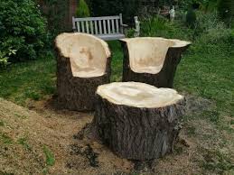 Baumstamm Sitzen Rustikale Gartenmobel Haus Und Garten Diy Gartendekoration