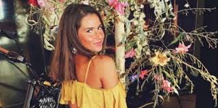 Mit dieser nachricht überraschte die sängerin am sonntag ihre fans. Pietro Lombardi Lehnte Wegen Sarah Lombardi Sechsstellige Gage Ab