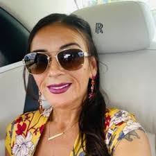 Monique Wolfe's Instagram, Twitter & Facebook