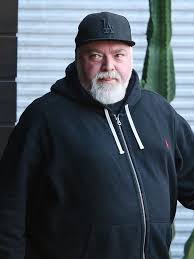 Radio host kyle sandilands has sensationally claimed he once turned down jessica alba, who is widely considered one of the most beautiful women in hollywood. Annette Sharp Who Will Play Kyle Sandilands In Ibrahim Mini Series Daily Telegraph
