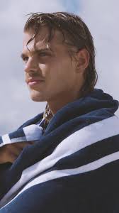 THE WAIT IS OVER 🙌 Meet the new face of Cotton On Menswear