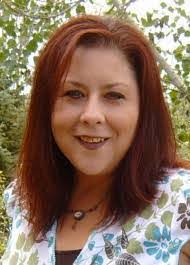 Angie Bott's Instagram, Twitter & Facebook