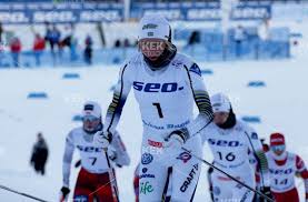 Den norska skidexperten petter skinstad är kritisk mot det svenska skidförbundet som tillåter det. Kek Stock Frida Karlsson