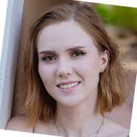 Amanda Ritter's Instagram, Twitter & Facebook