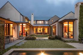 Here there are, you can see one of our u shaped floor plans with courtyard collection, there are many picture that you can found, remember to see them too. Courtyard Where Its Private To The Outside World Courtyard House Plans Modern Courtyard Courtyard Design