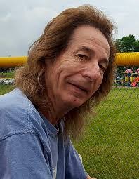 Robin Hoffer's Instagram, Twitter & Facebook