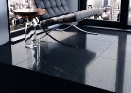 Suitable combinations of floor tiles and wall colors can contribute to a truly natural appearance. Cambia Black Lappato 60 X 60 Cerrad