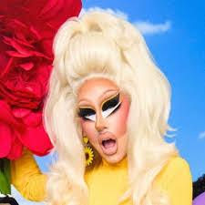 Amanda Skye's Instagram, Twitter & Facebook