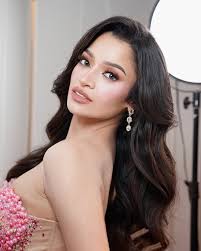 The Qrown Philippines added a new...