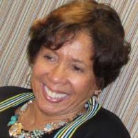 Linda Comer's Instagram, Twitter & Facebook