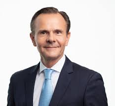 DWS Positive On Japanese Equities, IG Bonds In 2023