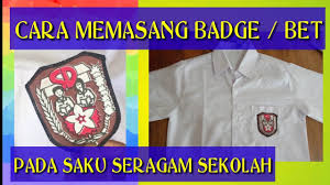 Letak pemasangan bet baju seragam pramuka baju pramuka siswa sekolah dasar berbeda desain nya dengan baju pramuka siswa smp atau sma jika untuk siswa smp atau sma atau baju seragam antara putra. Cara Pasang Lambang Pramuka Di Baju Info Gtk