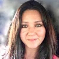 Suzanne Masters's Instagram, Twitter & Facebook