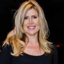 Kristen Pellerin's Instagram, Twitter & Facebook