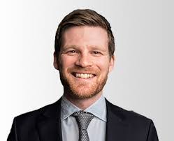 Colin Mackay's Instagram, Twitter & Facebook