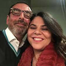 Guzmán Gallery Art & Drinks