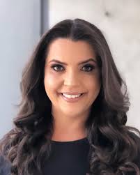 Reels-video deur Adriana Garcia (@adrianagarciamake) · 06 November 2022