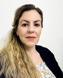 Amber Moffitt's Instagram, Twitter & Facebook