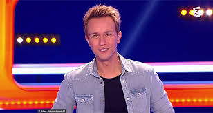 Samuel etienne ne casse pas la baraque. Slam Questions Pour Un Champion Cyril Feraud Au Top Record D Audience Pour Samuel Etienne Toutelatele