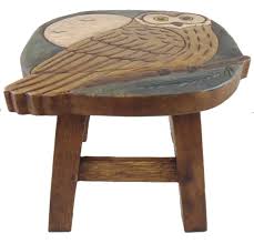 Ručně vyřezávaná dřevěná dětská kuchyňská stolička s moudrou sovou | Wish