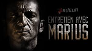 Agrégé de philosophie, il s'engage dans la résistance puis travaille comme fonctionnaire au sein de plusieurs cabinets ministériels après la libération. Interview La Sueur Marius Legende Des Commandos Marine