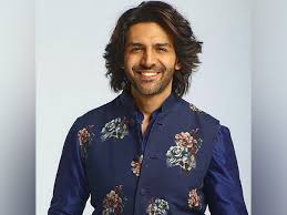 2020 kartik sud 1 marks the beginning of vikram samvat 2077 year in gujarati panchang. Kartik Aaryan Shares A Glimpse Of His Short Film Silvat