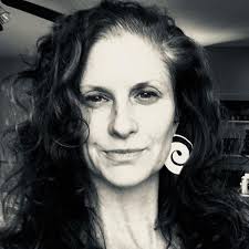 The Ethnographer's Way: A Handbook for Multidimensional Research Design:  Peterson, Kristin, Olson, Valerie: 9781478030157: Amazon.com: Books