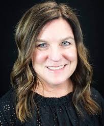 Kristi Clevenger's Instagram, Twitter & Facebook