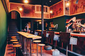 Do we serve our all natural tipsy gold fries with every single delicious burger? Das Herrengedeck Is Back In Der Tipsy Baker Bar In Der Innenstadt Mit Vergnugen Hamburg