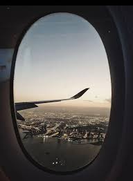 𝚙𝚒𝚗𝚝𝚎𝚛𝚎𝚜𝚝 𝚜𝚘𝚙𝚑𝚒𝚎𝚕𝚒𝚕𝚢𝚎𝚌𝚘 Plane Window Travel Tumblr Sunset Qatar City Lights Aesthe In 2020 Plane Travel Plane Photography Travel Aesthetic