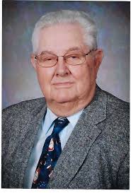 The Event Committee for the City of Woodbury is thrilled to announce that  Mr. Ryan Moore is going to MC our Christmas Parade! You've probably seen  Ryan at Peaches in the Pines