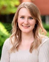 Lea Strickland's Instagram, Twitter & Facebook