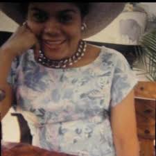 Edmeé Aguirre L. (@blakie347)