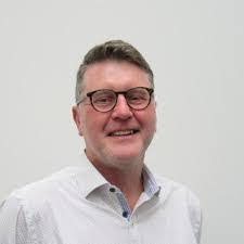 Janine Birch's Instagram, Twitter & Facebook