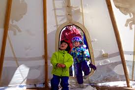 Living in an apartment, i've found lots of ways to make active art and craft activities for toddlers: Winter Activities Beaver Creek Resort