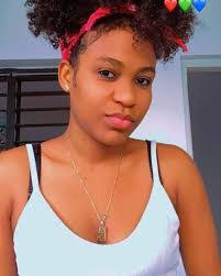 Roberto Rowe's Instagram, Twitter & Facebook