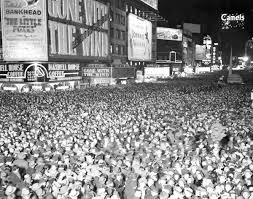 Throw me to the wolves (pictured above), skywalkers and karma police are among the young local bands that will rock newcastle city council's new year's eve celebrations at honeysuckle this year. Times Square New Years Eve 1940 1200 X 947 Historyporn