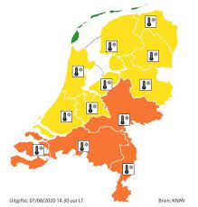 Code geel wordt gegeven bij gevaarlijk weer, daarbij moet je vooral goed opletten. Knmi On Twitter Vanaf Morgen Codeoranje Vanwege Extreme Hitte In Limburg Gelderland Noord Brabant En Zeeland Elders In Het Land Code Geel Maar Ook In Stedelijk Gebied Kan De Temperatuur Oplopen Tot 35 C Knmiwaarschuwing Https T Co Dppyzhecvg