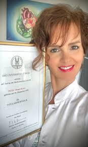 Ruth Engler's Instagram, Twitter & Facebook