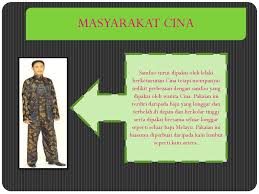 Pakaian tradisional ini jarang sekali dipakai oleh lelaki berketurunan cina di malaysia. Nama Baju Tradisional Cina Lelaki