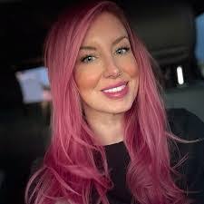 Tara Rushing's Instagram, Twitter & Facebook